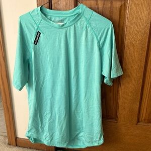 Men’s legends brand Enzo workout shirt